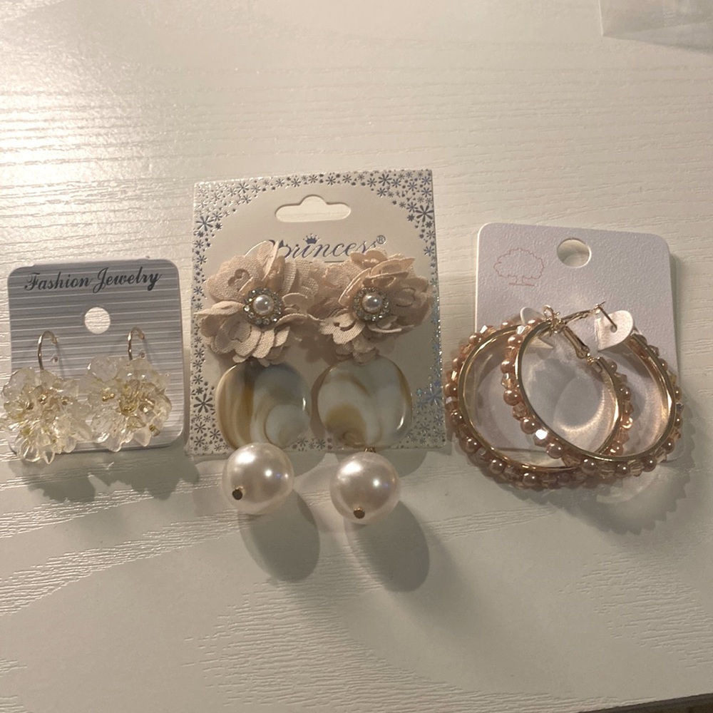 ✨NEW ✨ earring bundle